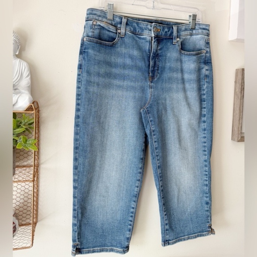 Talbots The Pedal Pusher Length Jeans High Rise Curvy Fit Blue Skye Wash Size 10 - Picture 5 of 14